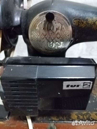 Швейная машинка электрическая