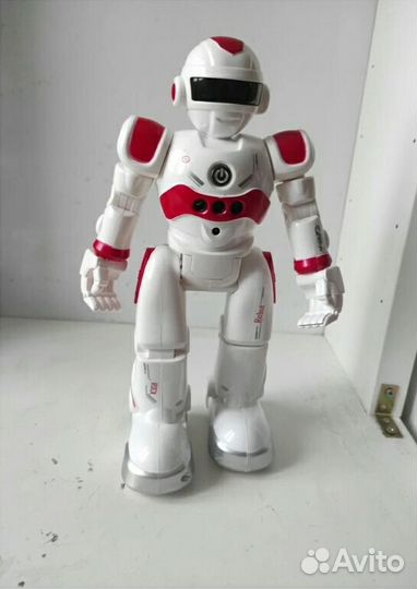 Новый робот на пульте управления