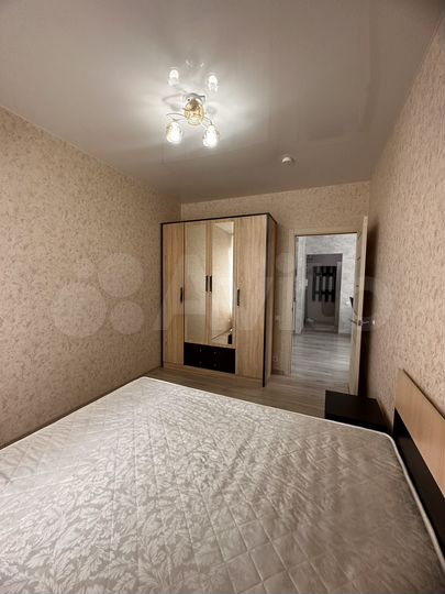 3-к. квартира, 71 м², 1/16 эт.