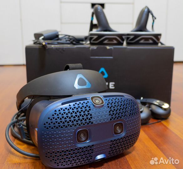 Новый шлем HTC Vive Cosmos