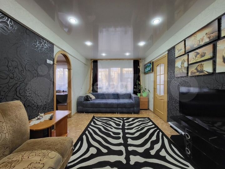 2-к. квартира, 44 м², 1/4 эт.