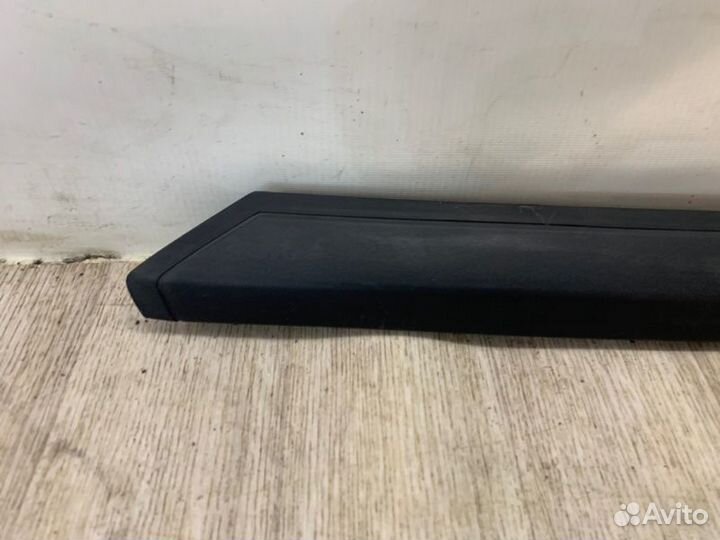 Молдинг на крышу передний правый Dodge Caliber