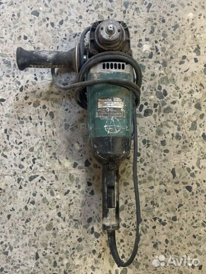 Ушм болгарка Makita 9069s