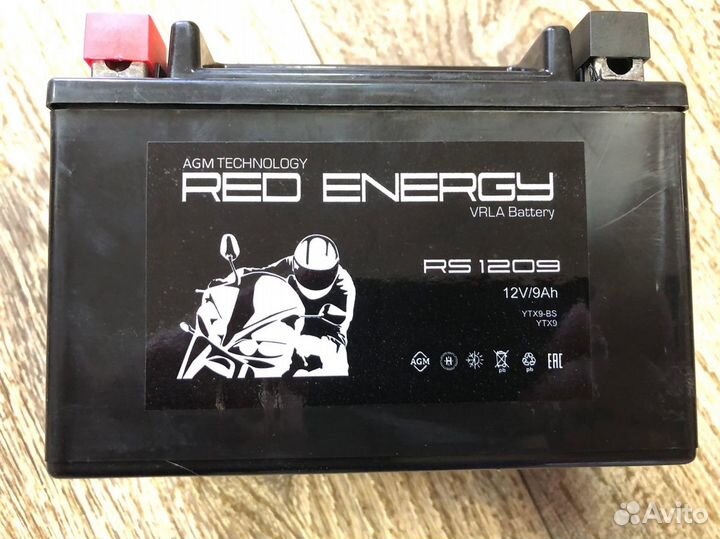 Новый аккумулятор 12в 9а Red Energy RS YTX9-BS