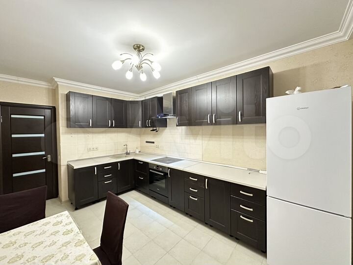 1-к. квартира, 43 м², 2/25 эт.