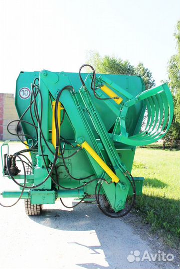 Миксер-кормораздатчик БобруйскАгромаш РСК-12-2, 2024
