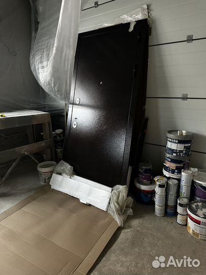 Дверь входная металлическая новая