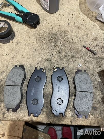 Тормозные колодки передние akebono an - 433wk