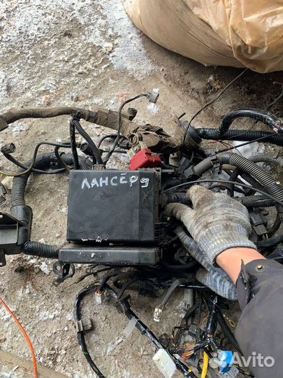 Блок предохранителей lancer 9 лансер mitsubishi