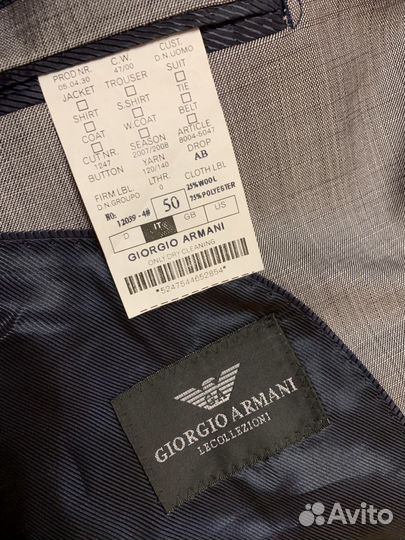 Классический мужской костюм Giorgio Armani