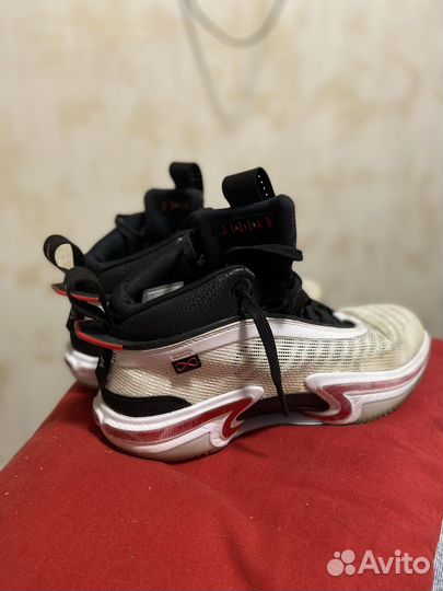 Кроссовки nike оригинальные