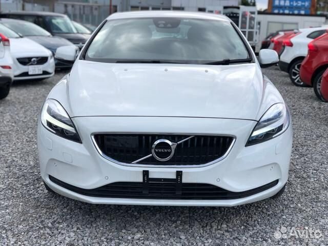 Volvo V40 1.5 AT, 2019, 29 000 км