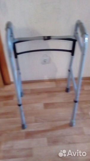 Отдам бесплатно ходунки