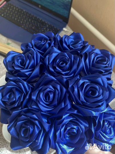 101 роза из ленты