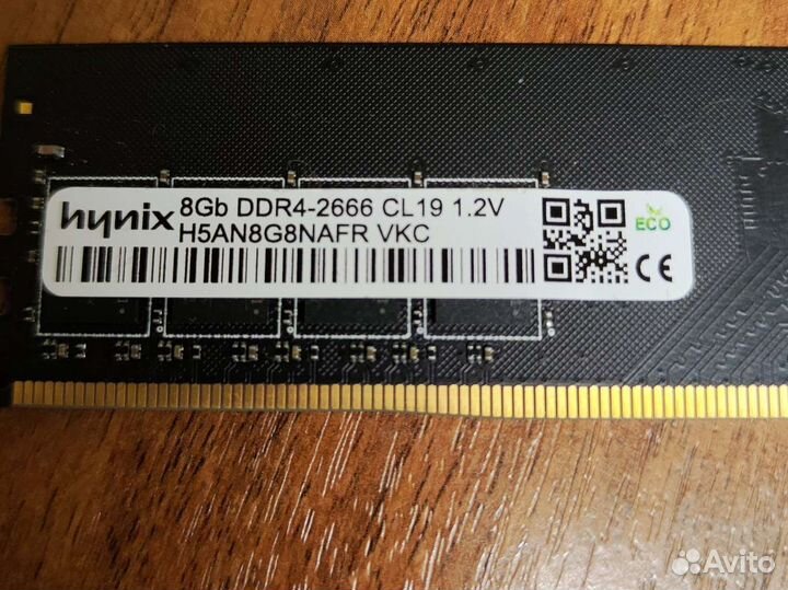 Модуль памяти DDR4 8GB Hynix H5AN8G8nafr-VKC