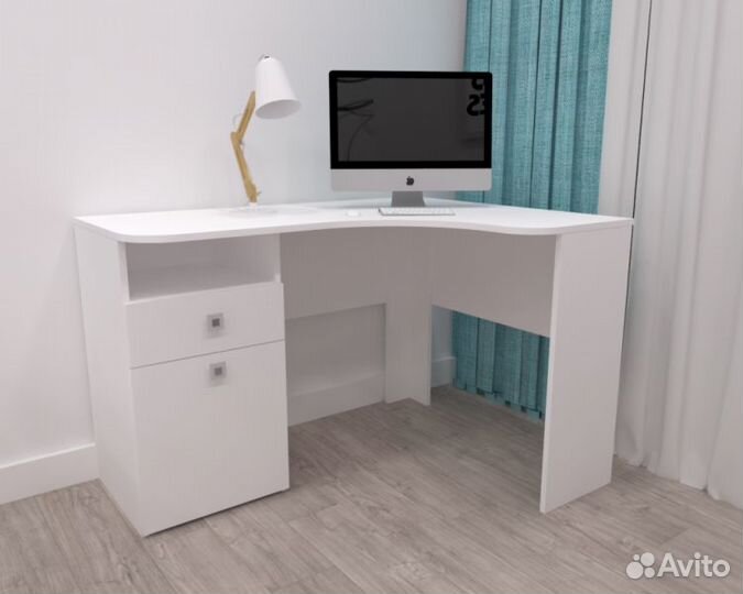 Угловой письменный стол