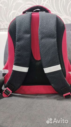 Рюкзак школьный
