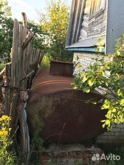 Емкость, бочка для воды на даче