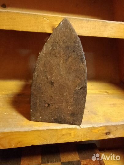 Утюг старинный