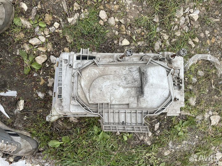 Правая фара w124