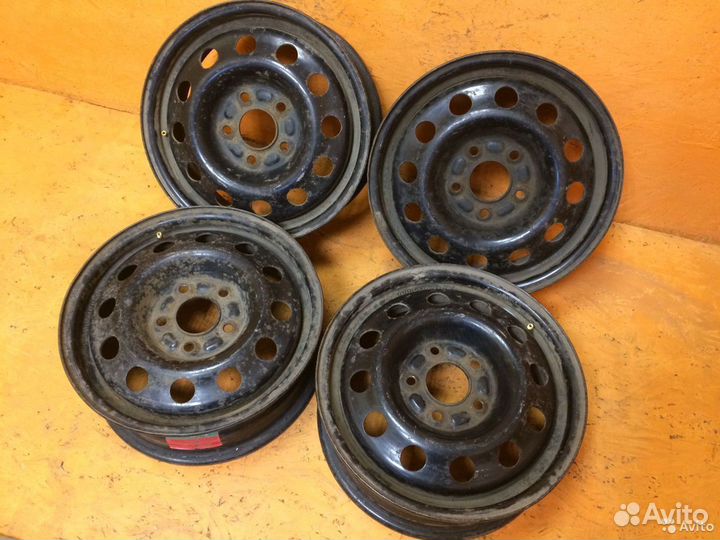 4 шт. диски - диаметр 15 PCD 5х114.3