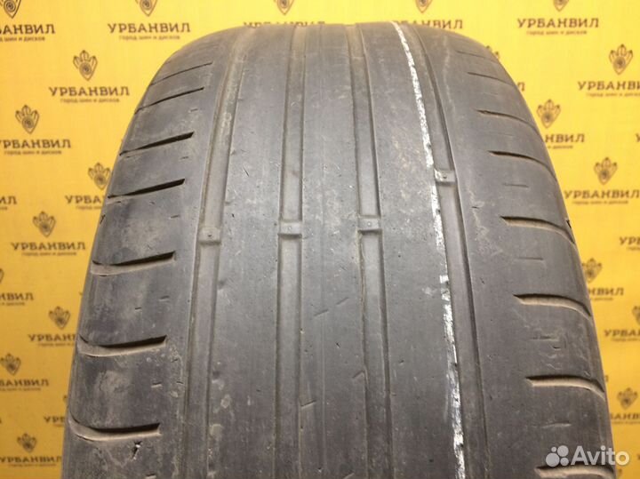 Kumho Ecsta HS51 225/55 R16 95W