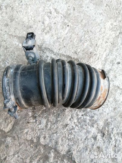 Патрубок воздушного фильтра Mazda 6