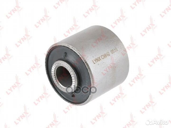 Сайлентблок рычага подвески зад прав/лев C9