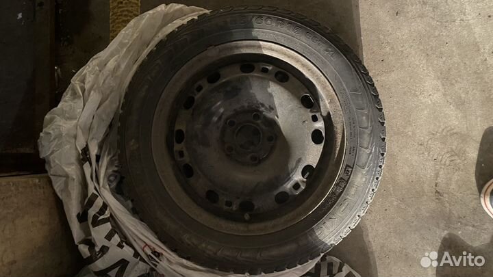 Шины резина зимние 185 60 15 на дисках