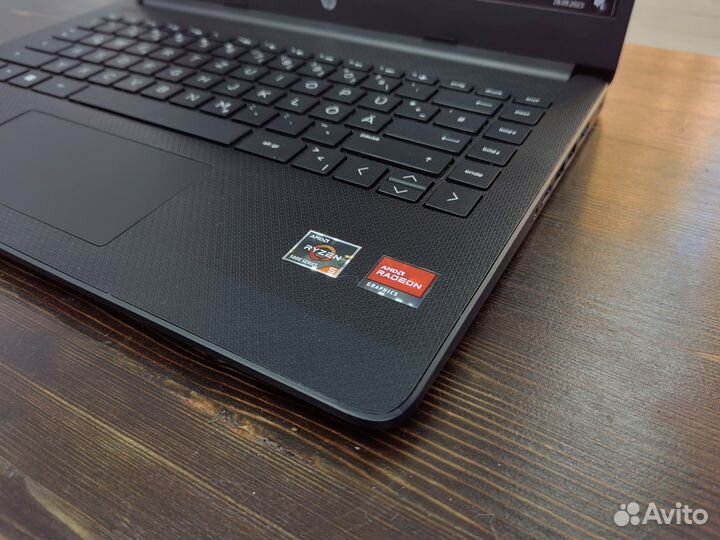 Ноутбук HP 14 FHD IPS AMD Ryzen 5 512GB SSD