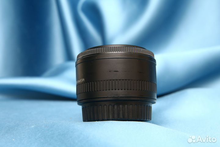 Canon EF 50mm f/1.8 II в прекрасном состоянии