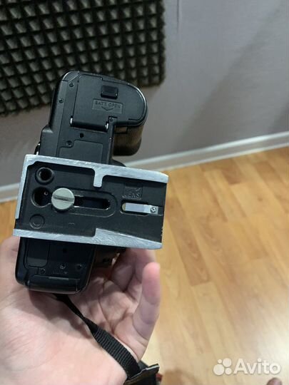 Зеркальный фотоаппарат canon 5D mark2