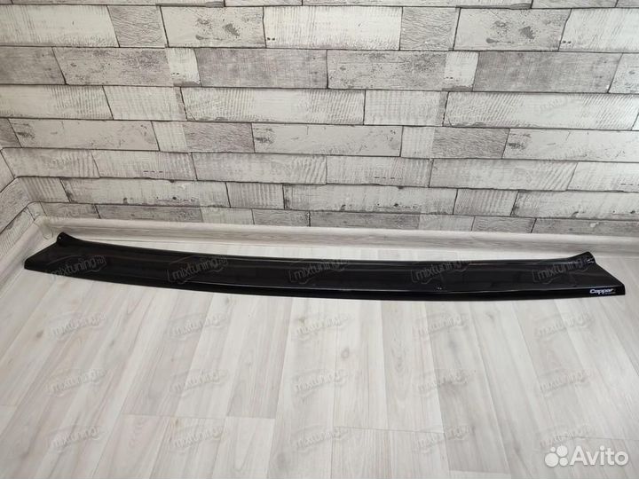 Накладка на задний бампер 