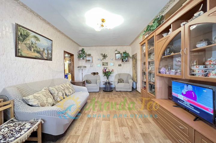 2-к. квартира, 40 м², 4/4 эт.