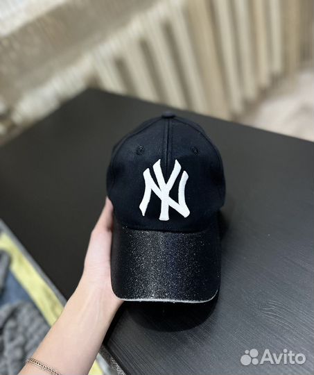 Кепка женская