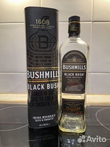 Бутылка и коробка от виски Bushmills Black Bush Ir