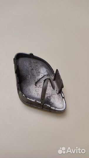 Заглушка в бампера Тойота эстима 40