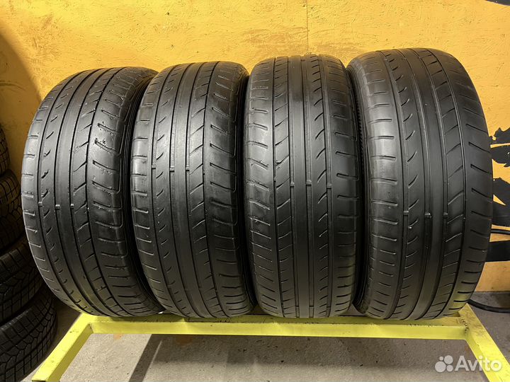 Dunlop SP Sport Maxx DSST ROF 225/60 R17