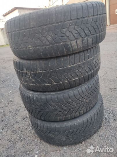 Goodyear Vector 4Seasons 205/55 R16