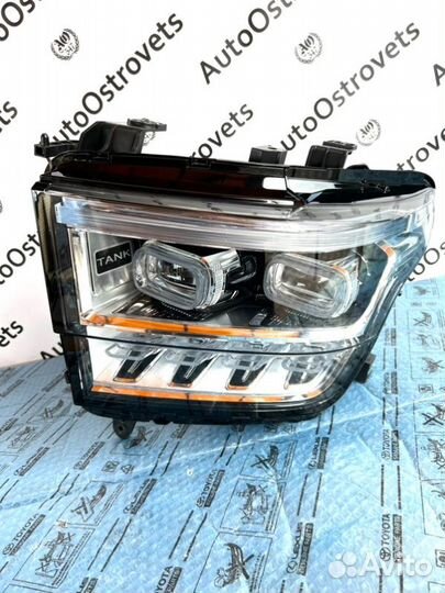 Фара LED левая Tank 500