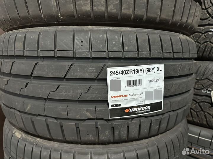 Hankook Ventus S1 Evo 3 K127 245/40 R19 и 275/35 R19 100Y