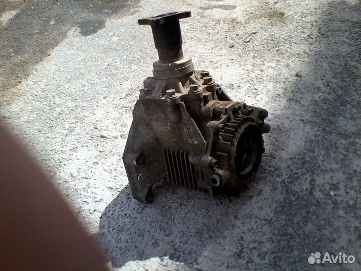 Раздаточная коробка Ниссан