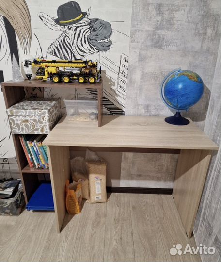 Компьютерный стол