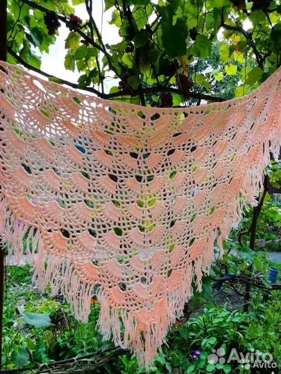 Шаль вязаная