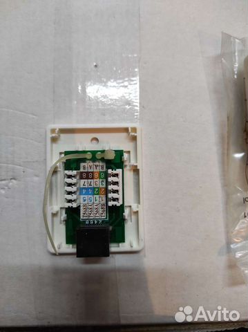 Розетка накладная RJ-45