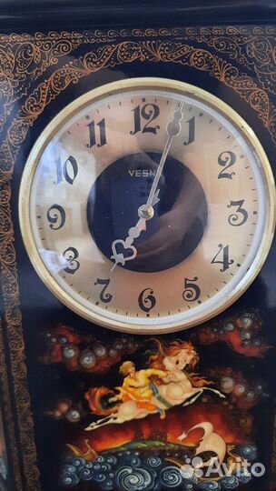 Настольные часы Весна. Роспись