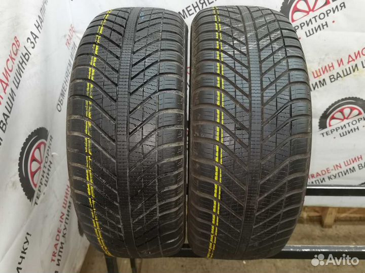 Goodyear Vector 4Seasons 205/50 R17 89V