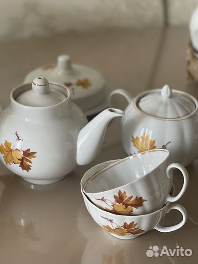 Набор столовой посуды новый