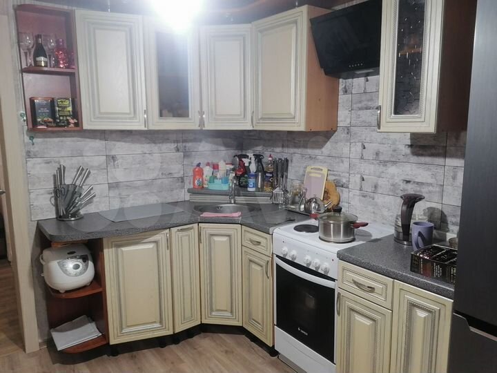 3-к. квартира, 65 м², 1/2 эт.