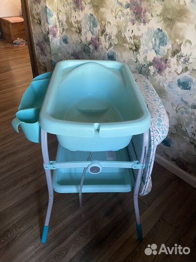 Пеленальный столик с ванночкой